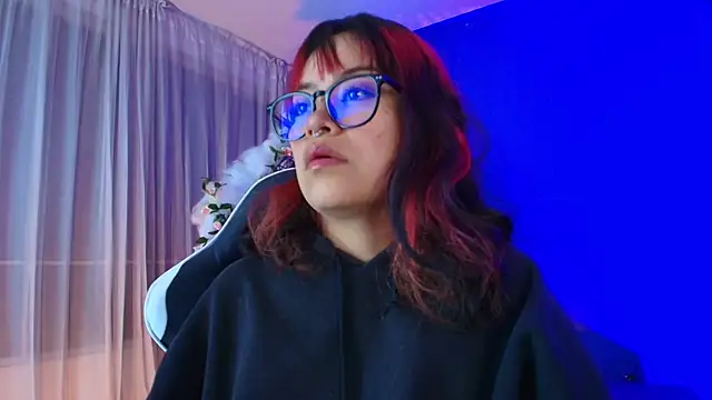 vanelope11 online show from April 1, 3:19 am