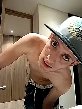 Duvan Martinez23 online show from April 3, 12:39 am