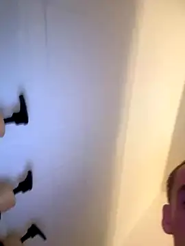 PeytonJohnn online show from December 22, 2:50 pm