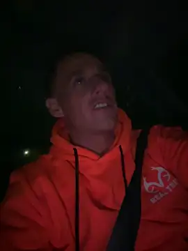 Snapshot of PeytonJohnn chatting on October 18, 3:08 am PeytonJohnn online show from October 18, 3:08 am