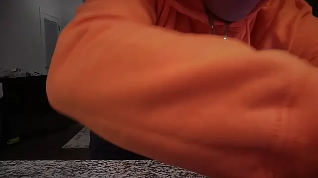 Snapshot of PeytonJohnn chatting on December 2, 10:22 pm PeytonJohnn online show from December 2, 10:22 pm