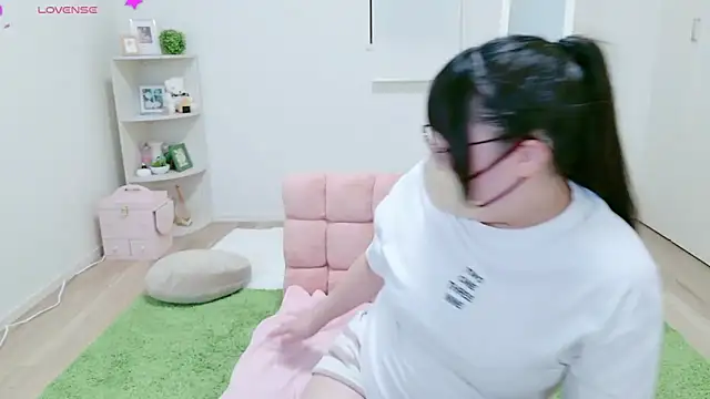 o-Aya-o online show from February 14, 3:05 pm