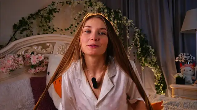 MonaEldon online show from December 4, 2:21 am