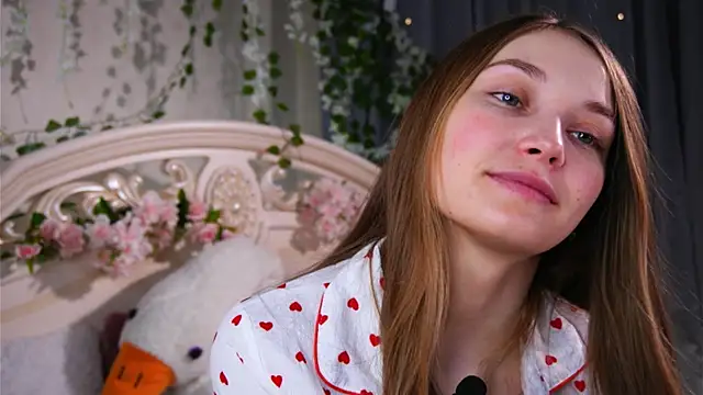 MonaEldon online show from April 16, 2:12 am