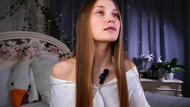 MonaEldon online show from March 27, 2:31 am