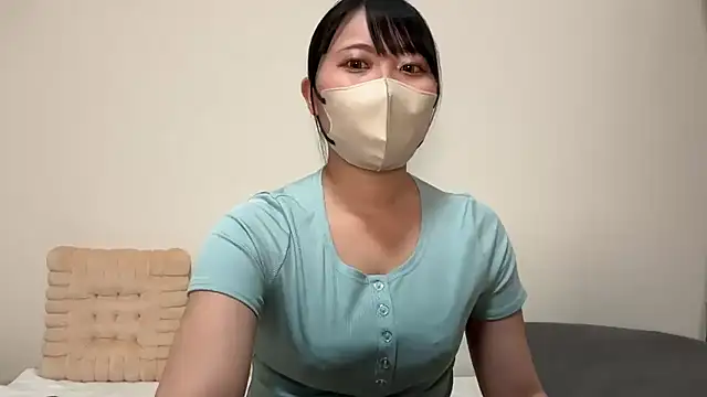 Snapshot of Mao_cute_10 chatting on April 29, 6:14 pm Mao cute 10 online show from April 29, 6:14 pm