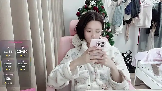 Puff-521 online show from April 1, 1:41 pm