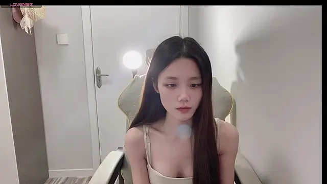 Snapshot of Puff-521 chatting on November 26, 1:05 am Puff-521 online show from November 26, 1:05 am