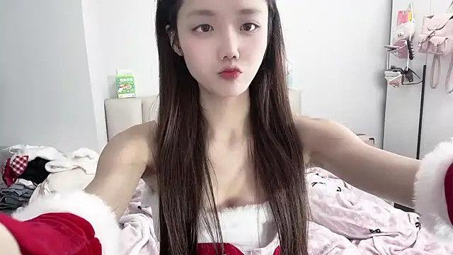 Snapshot of Puff-521 chatting on December 1, 10:27 am Puff-521 online show from December 1, 10:27 am