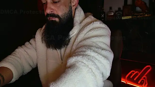 Snapshot of axxelrich_ chatting on January 9, 5:47 am axxelrich online show from January 9, 5:47 am