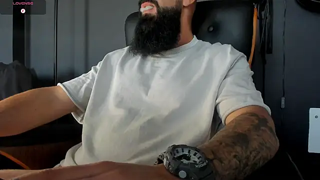 axxelrich  online show from September 14, 5:41 am