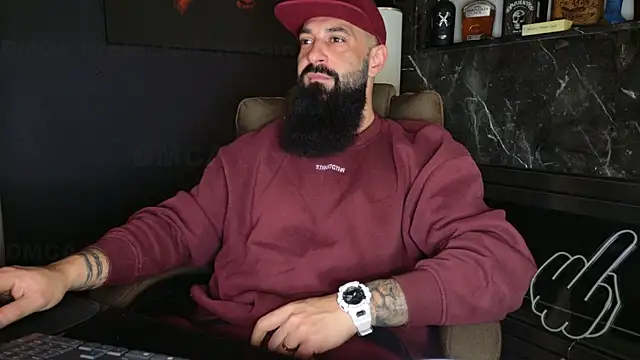 Snapshot of axxelrich_ chatting on December 22, 5:18 am axxelrich online show from December 22, 5:18 am