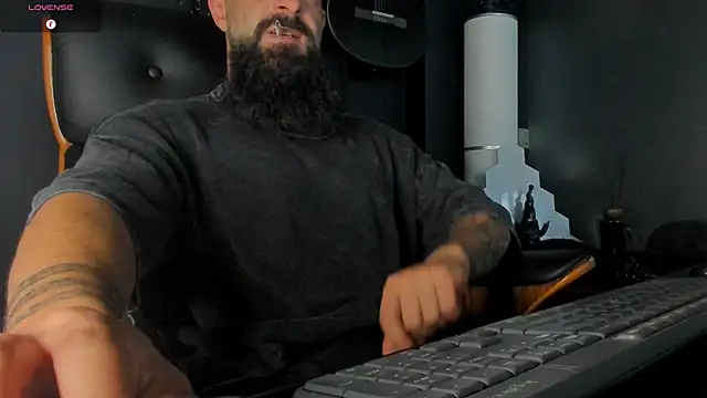 axxelrich  online show from September 13, 5:29 am