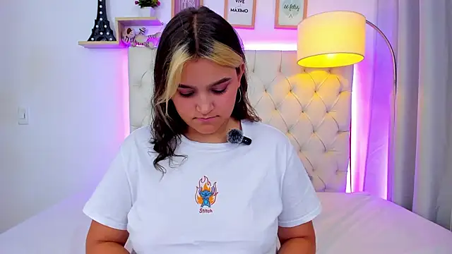 katy giil online show from September 29, 7:30 pm