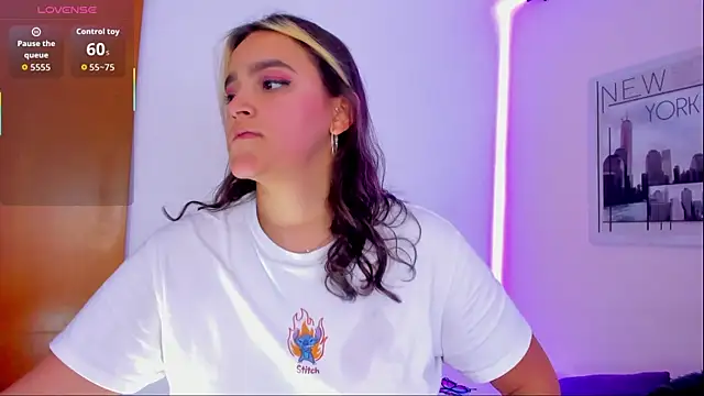 katy giil online show from October 29, 7:02 pm