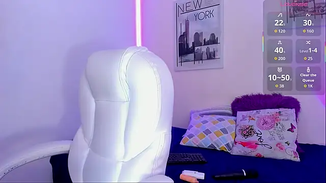 katy giil online show from November 28, 7:03 pm