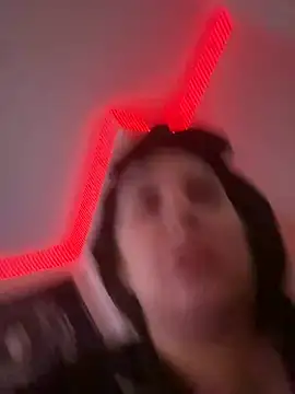 menaceswife online show from March 9, 4:00 pm