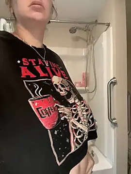 menaceswife online show from March 10, 3:52 pm