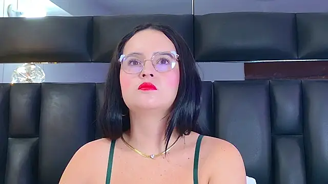 DahianaMoss online show from May 8, 11:47 am
