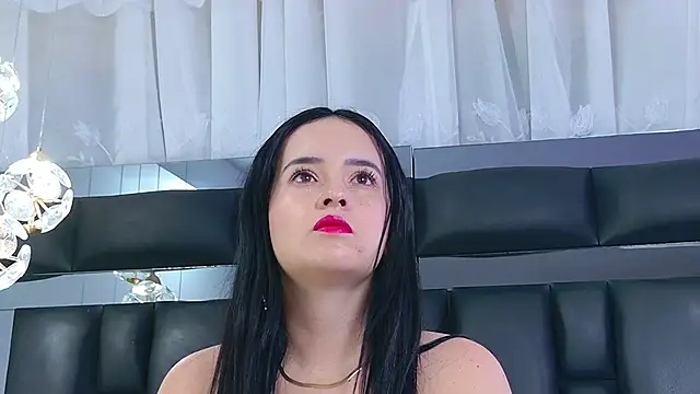 DahianaMoss online show from December 21, 11:45 am