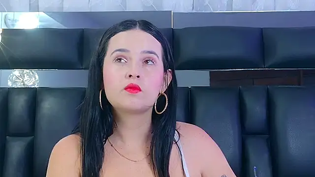 DahianaMoss online show from March 28, 11:55 am