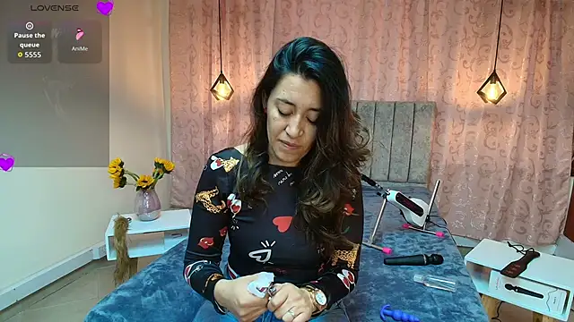 VioletaScott  online show from November 1, 1:27 pm