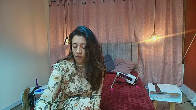 VioletaScott  online show from November 30, 12:28 pm