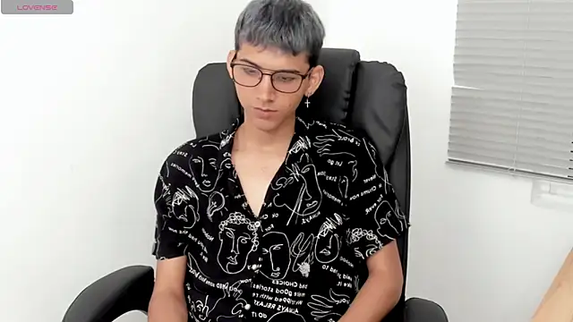 Snapshot of BethGrant_01 chatting on February 21, 8:05 pm BethGrant 01 online show from February 21, 8:05 pm