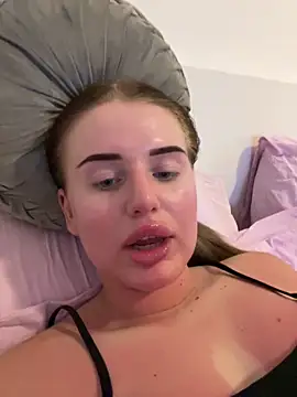 yourhornyslut online show from March 5, 6:37 pm