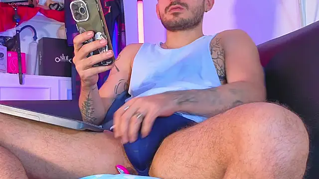 jhonny sulivan online show from April 14, 3:06 pm