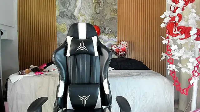 Danna topless online show from March 19, 12:05 pm