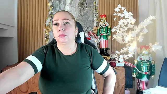 Danna topless online show from December 22, 12:05 pm