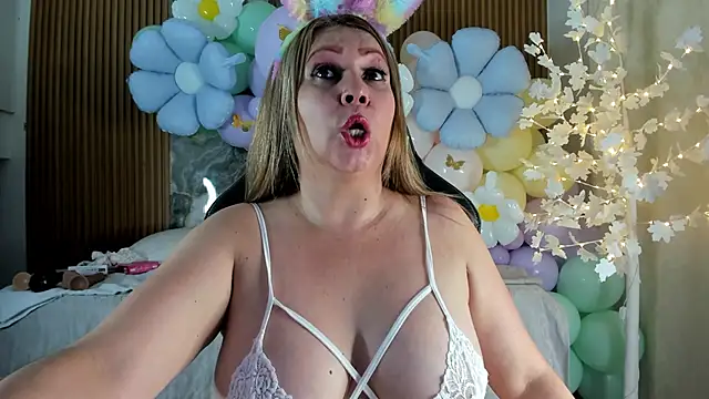 Danna topless online show from March 31, 12:07 pm