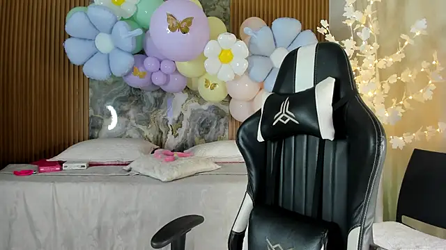 Danna topless online show from April 1, 12:06 pm