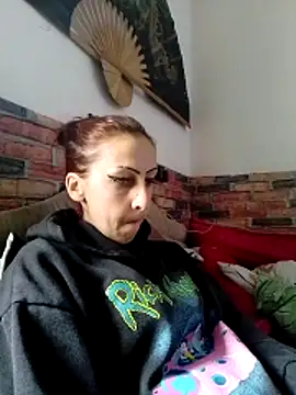 kriszy baby online show from February 6, 7:48 am