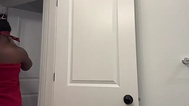 londonsfantasy online show from April 15, 3:45 am