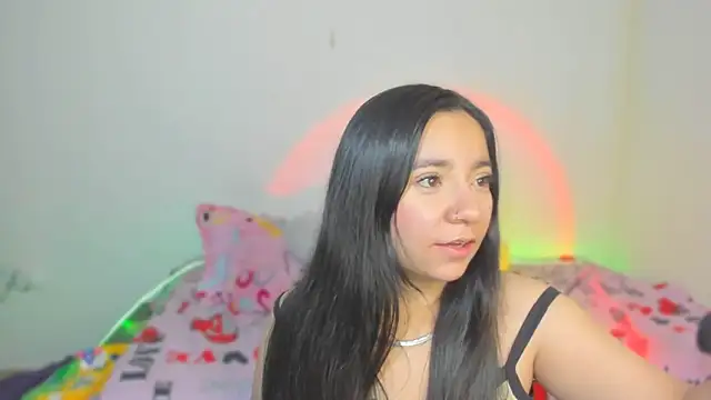 Snapshot of litle_mily_ chatting on November 26, 3:39 am litle mily online show from November 26, 3:39 am