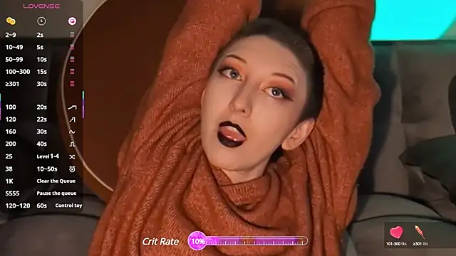 lovelylucyy online show from February 28, 2:20 am