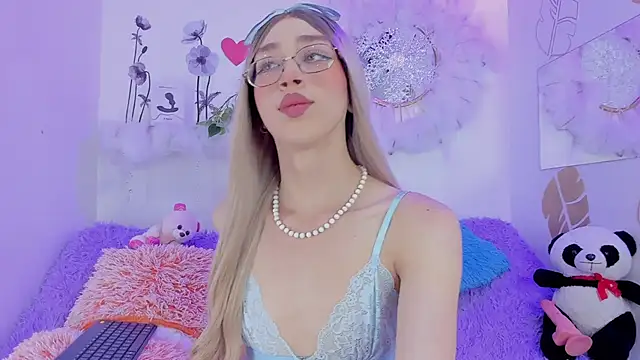 Snapshot of Ariadna_Evangeline chatting on November 28, 5:51 am Ariadna Evangeline online show from November 28, 5:51 am