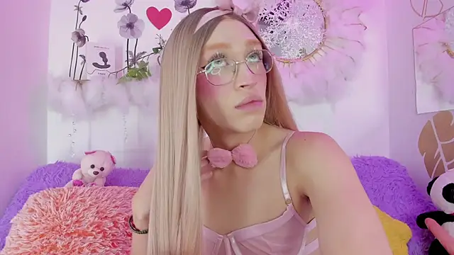 Ariadna Evangeline online show from December 20, 6:38 am