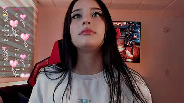 Charlotte greys online show from November 12, 2:10 pm