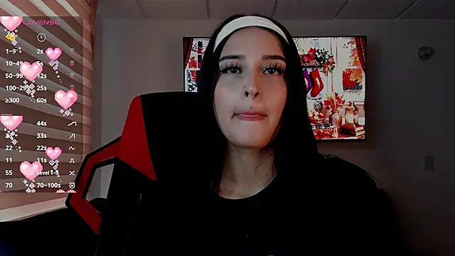 Charlotte greys online show from November 7, 9:08 pm