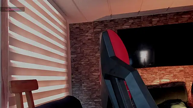 Charlotte greys online show from November 28, 8:53 pm