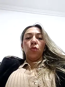 Snapshot of rachellboom chatting on November 13, 10:46 pm rachellboom online show from November 13, 10:46 pm