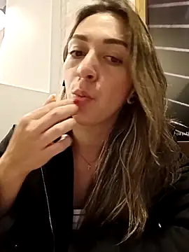 Snapshot of rachellboom chatting on November 18, 10:45 pm rachellboom online show from November 18, 10:45 pm