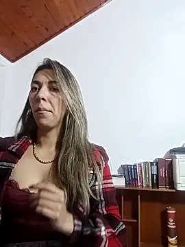 Snapshot of rachellboom chatting on November 1, 10:36 pm rachellboom online show from November 1, 10:36 pm