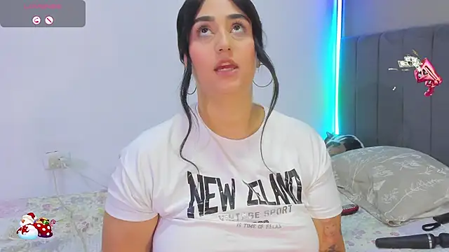 Snapshot of curvy_jhacky chatting on November 29, 1:06 am curvy jhacky online show from November 29, 1:06 am