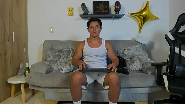 julian wallace online show from November 13, 5:17 pm