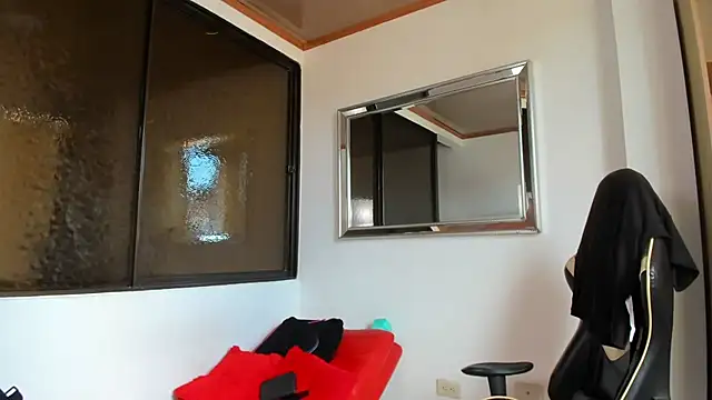 julian wallace online show from March 7, 7:30 pm