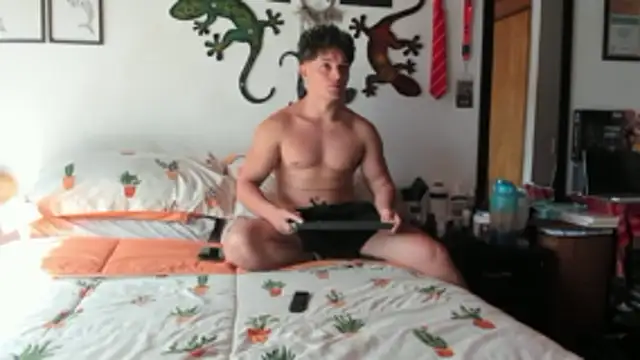 julian wallace online show from February 16, 1:54 pm